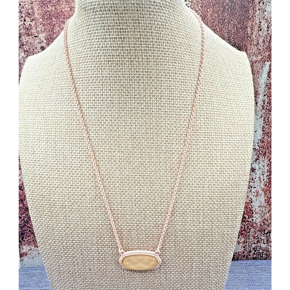 NWT Pink Peach Faceted Necklace Stud Earring Set